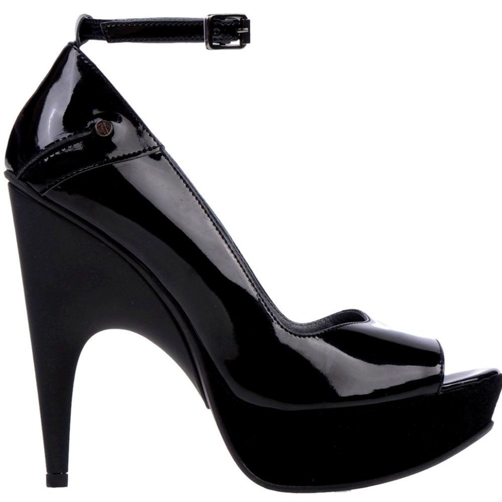 NIB Costume National black patent leather sandal/ platforms.